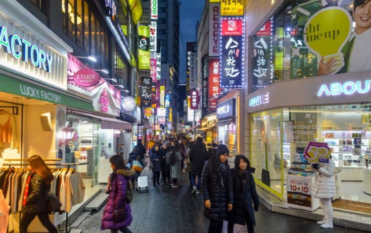Cosa vedere a Seul: Myeongdong quartiere dello shopping